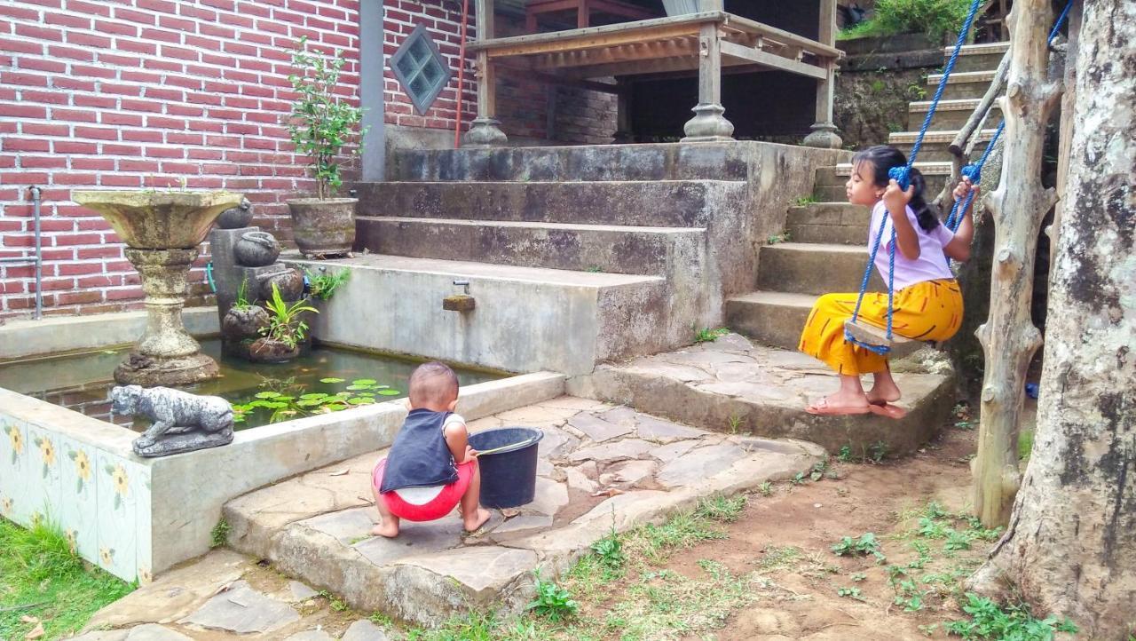 Buda'S Homestay Lemukih Pabean Buleleng エクステリア 写真